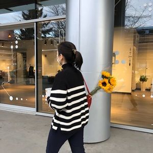 Meet your Posher, April